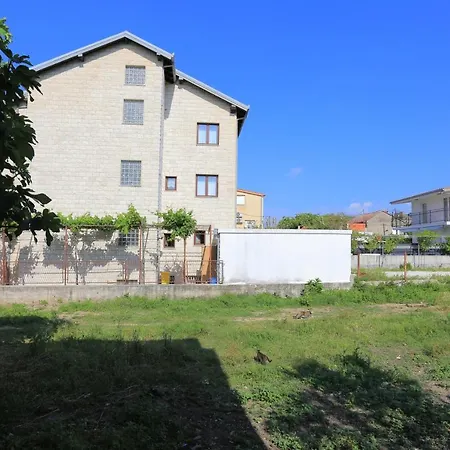 Apartment By The Sea Kastel Kambelovac, - 20605